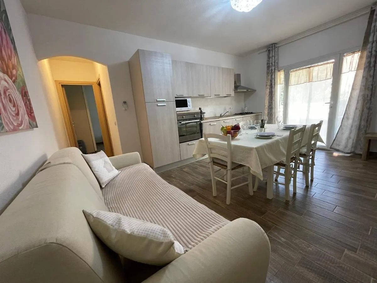 Residence Via Sassari Trinita d'Agultu e Vignola Italy