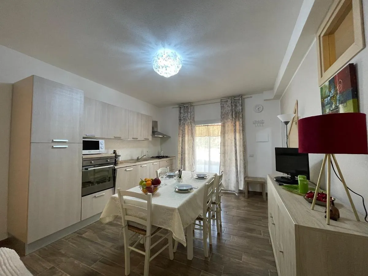 Residence Via Sassari Trinita d'Agultu e Vignola 0*,