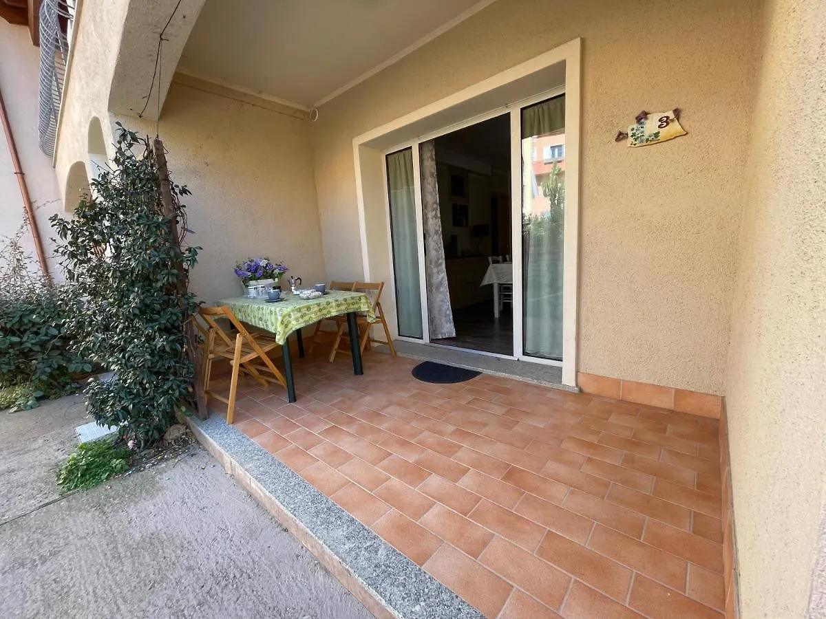 Residence Via Sassari Trinita d'Agultu e Vignola Apartment